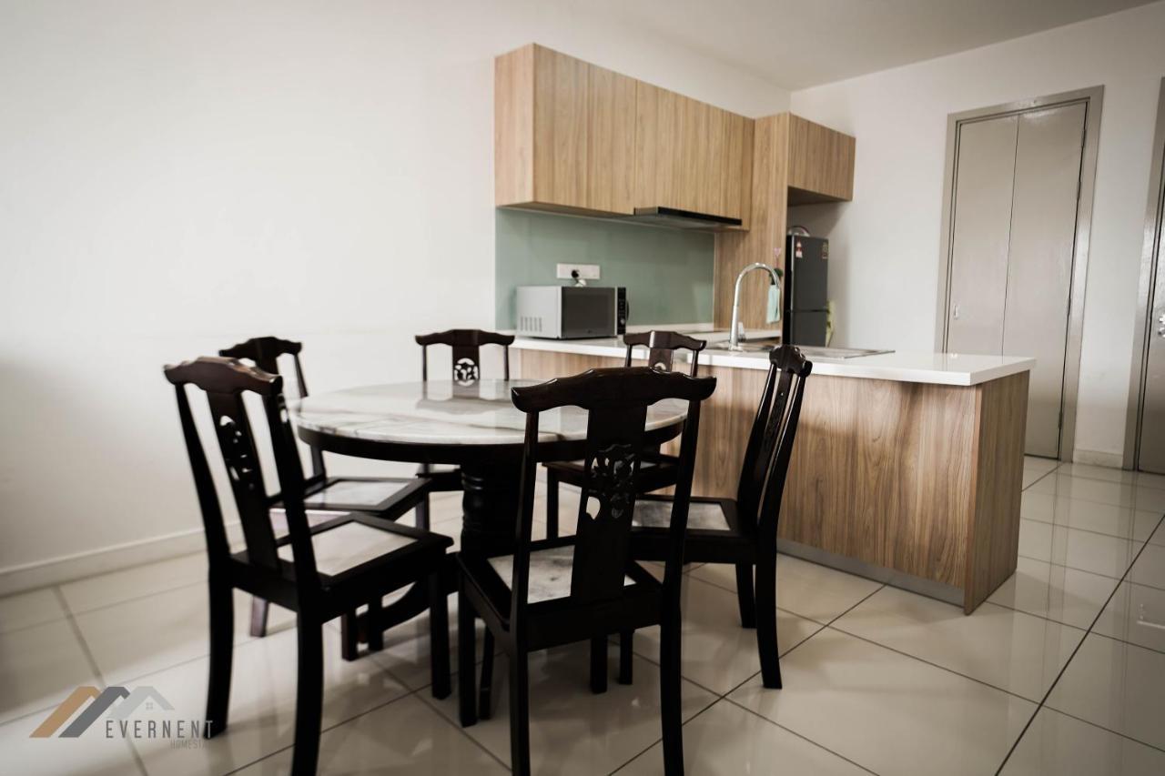 Marina Times Square Homestay By Evernent Miri Dış mekan fotoğraf